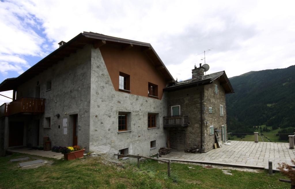 Baita Muffe' Apartment Pradelle Bagian luar foto